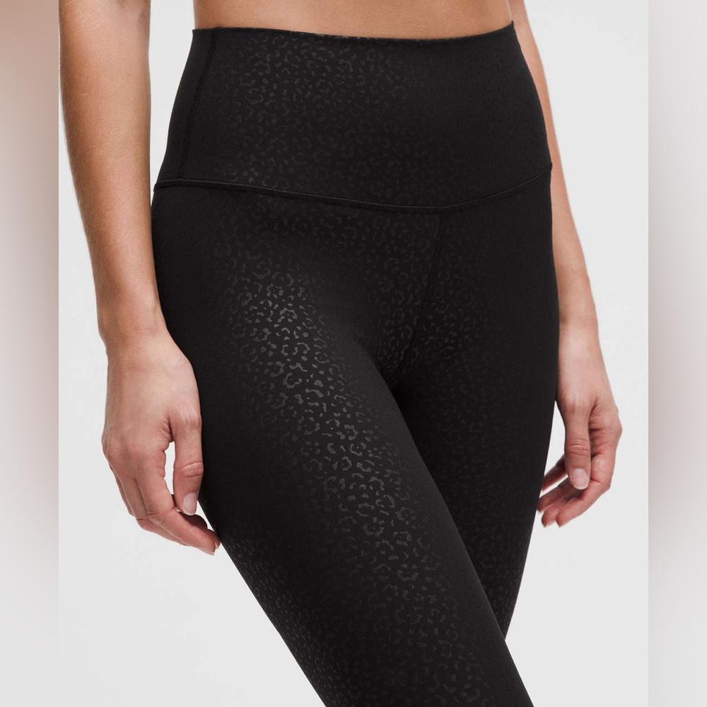 Lululemon Align High-Rise Pant 28" Leopard Daisy Emboss Black - Size 4 - Picture 4 of 6
